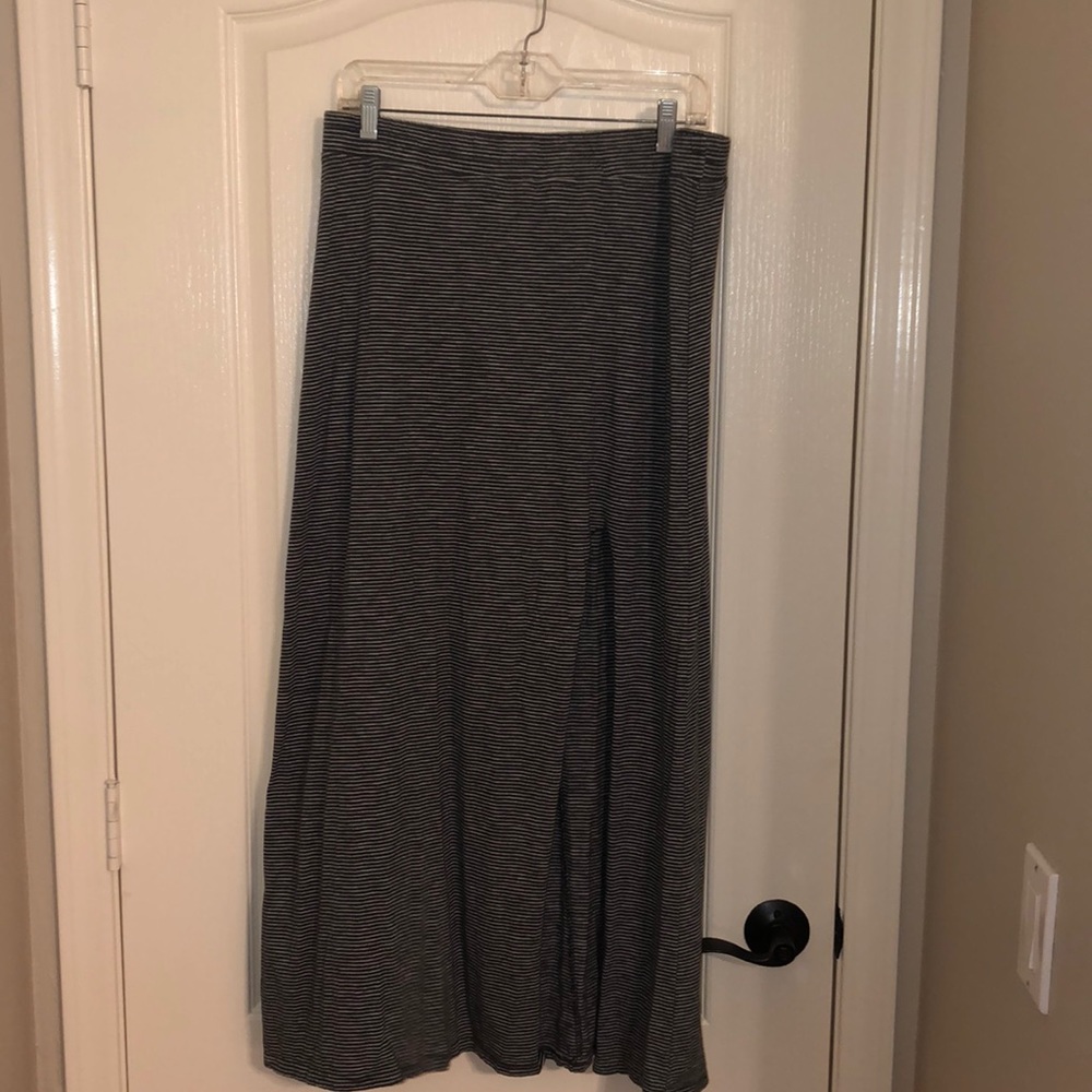 Maxi skirt - Picture 3 of 3